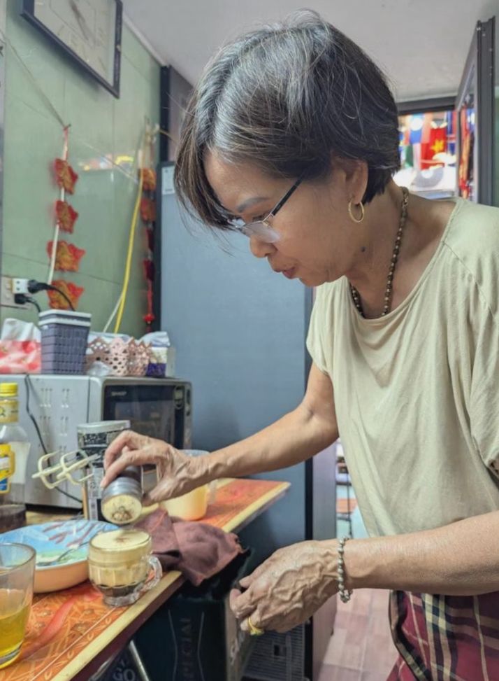 Wietnam w Filiżance: 4 Wyjątkowe Kawy w Hanoi i Ho Chi Minh City
