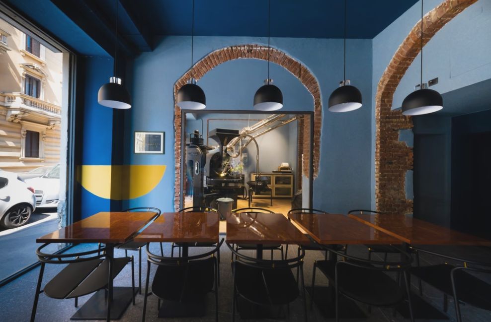 Pionierska kawa specialty w Mediolanie: Spojrzenie na Cafezal Milano