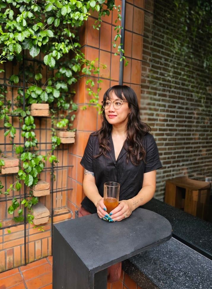 Studium przypadku: Jak jedna kawiarnia w Los Angeles pokonuje trudności