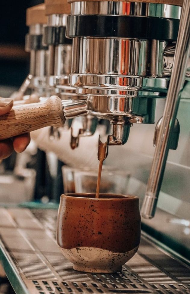 Dlaczego Pierwsze Sekundy Nalewania Espresso Są Prawdopodobnie Najważniejsze