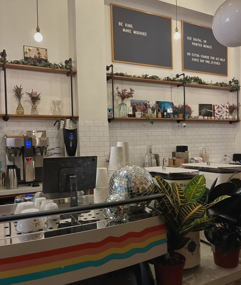 Kawiarnia Kindness + Mischief w Los Angeles zamknęła swoje podwoje, ale na horyzoncie pojawia się coś nowego