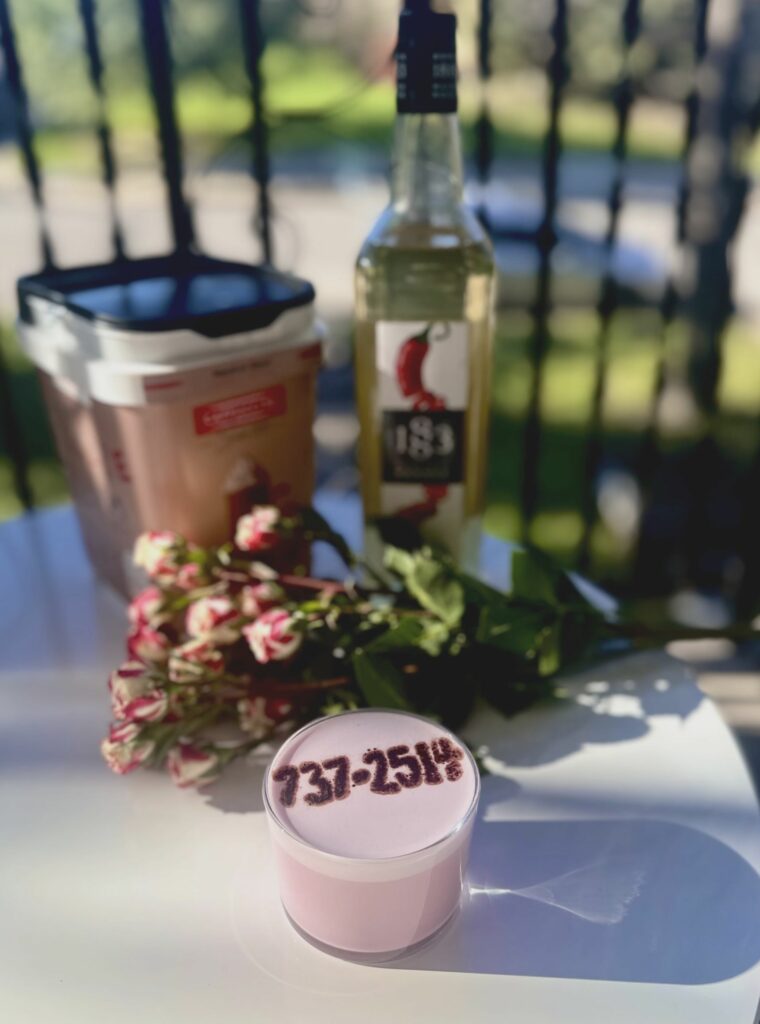 Świętuj sezon miłości: Walentynkowe specjały od 5 mistrzów baristyki