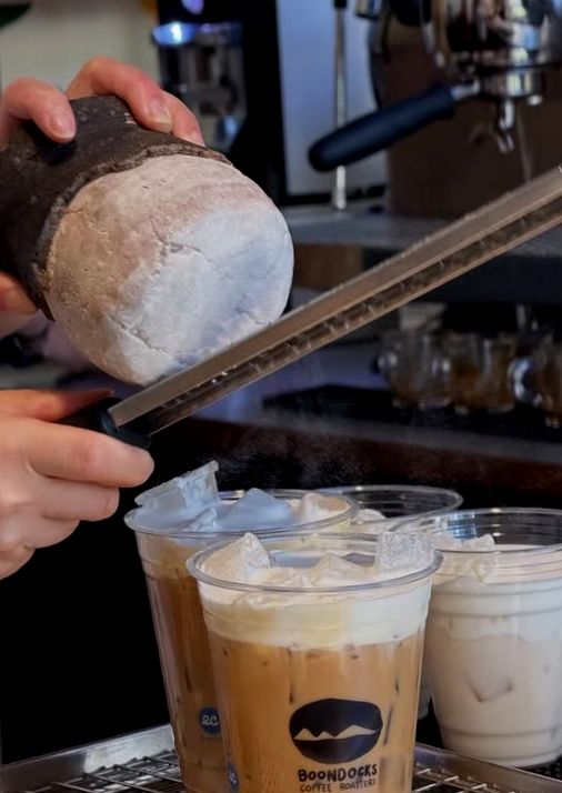 Rozkwit kawy gotowej do spożycia (RTD) - co to oznacza dla kawiarni specjalistycznych?