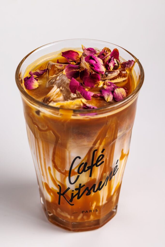 Rozkwit kawy gotowej do spożycia (RTD) - co to oznacza dla kawiarni specjalistycznych?